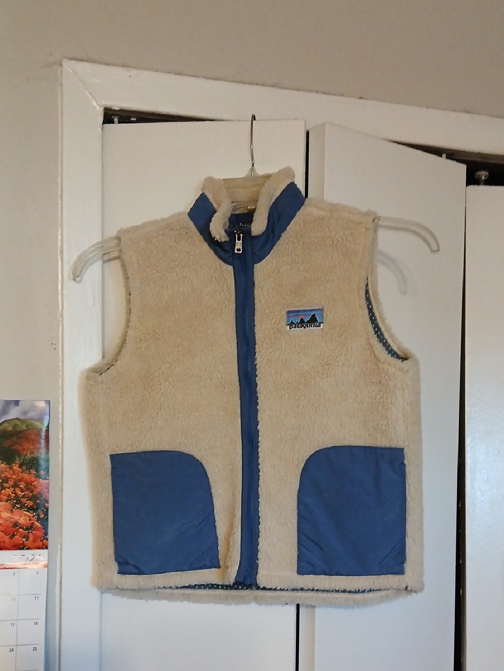 Patagonia Cream Sherpa Vest with Blue Accents